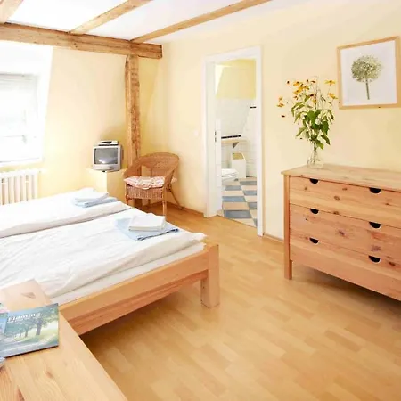 Guest house Familien- Und Freizeithotel Gutshaus 3*