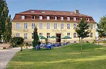 Familien- Und Freizeithotel Gutshaus Guest house