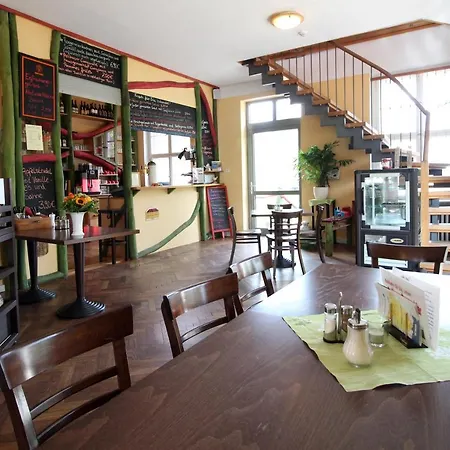 Guest house Familien- Und Freizeithotel Gutshaus 3*