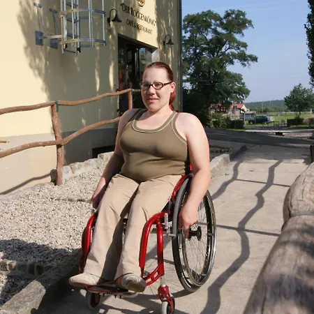 Familien- Und Freizeithotel Gutshaus Gasthof Petkus