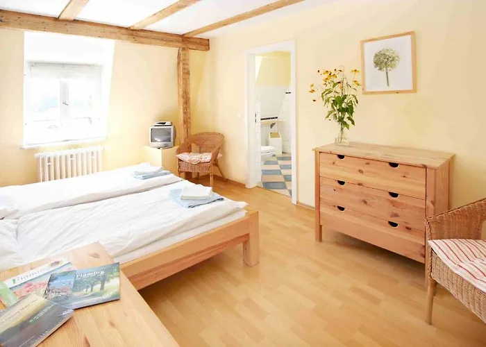 Vendégház Familien- Und Freizeithotel Gutshaus 3*