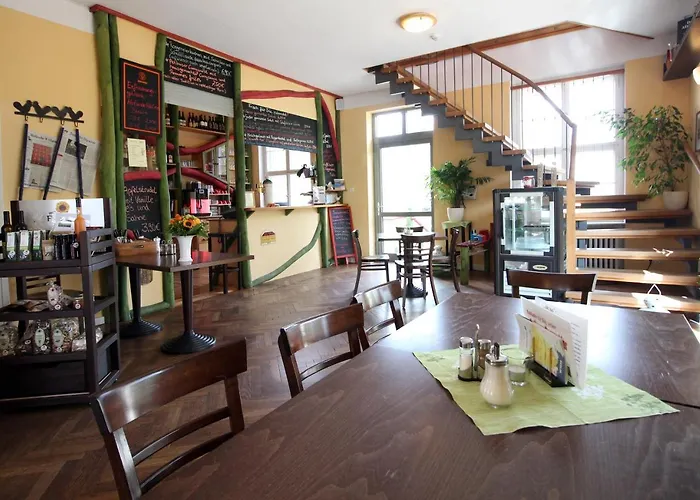 Vendégház Familien- Und Freizeithotel Gutshaus 3*